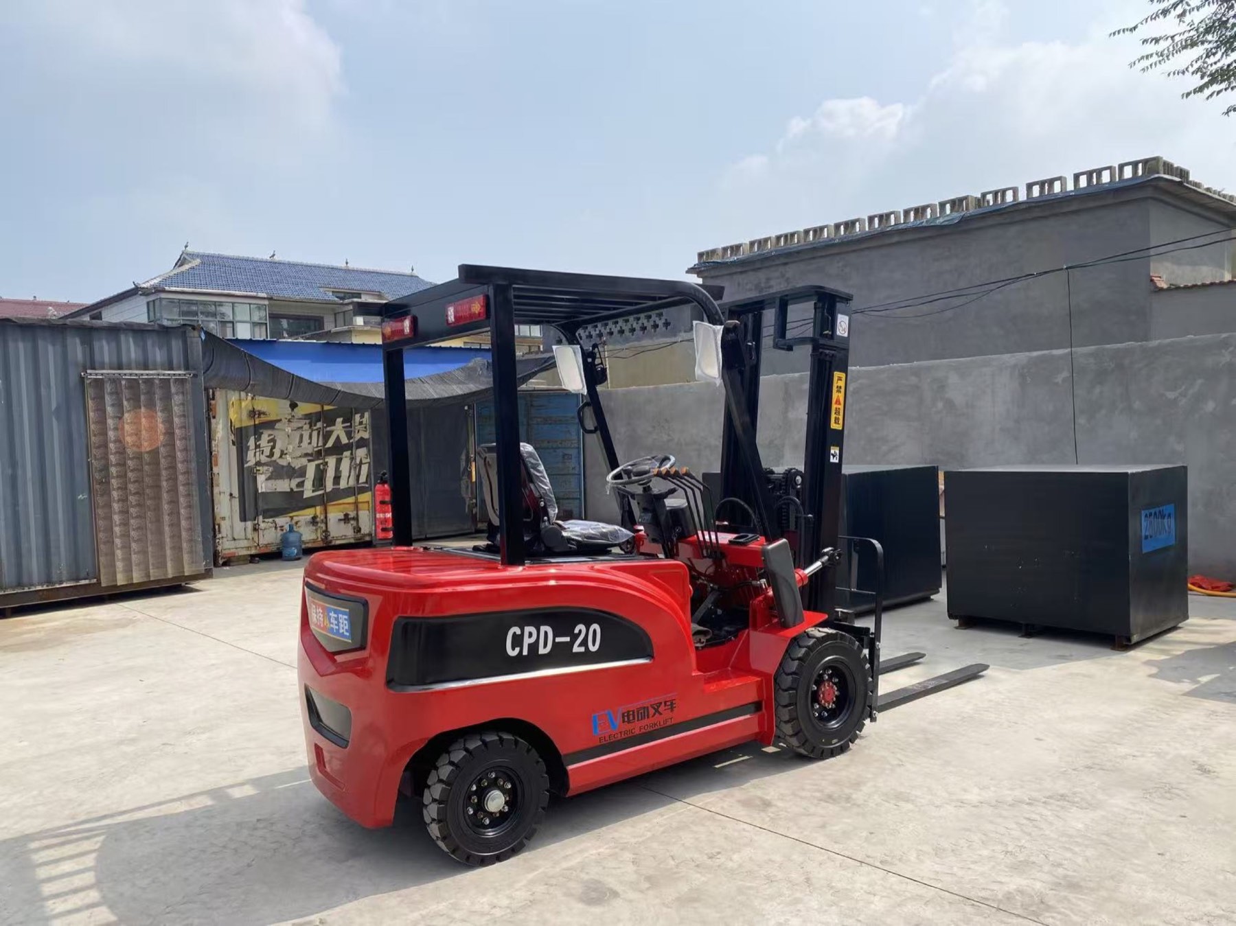 CPD-20 electric forklift detail view 1